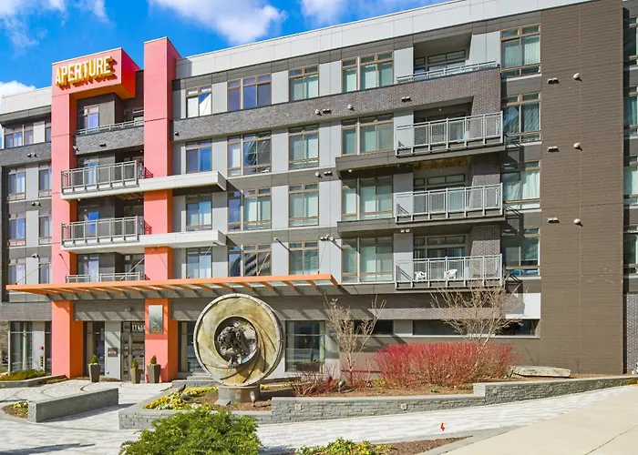 Global Luxury Suites At Reston