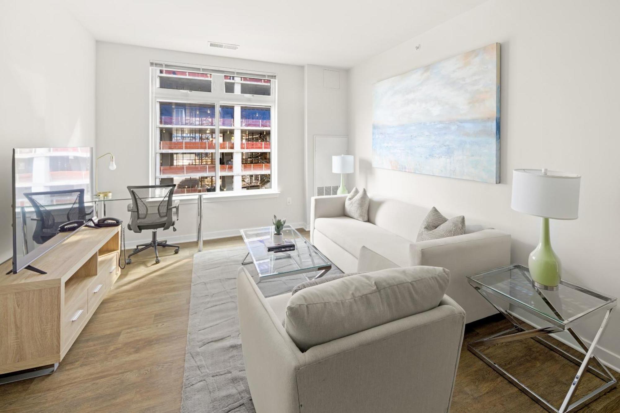 Global Luxury At Apartment Reston