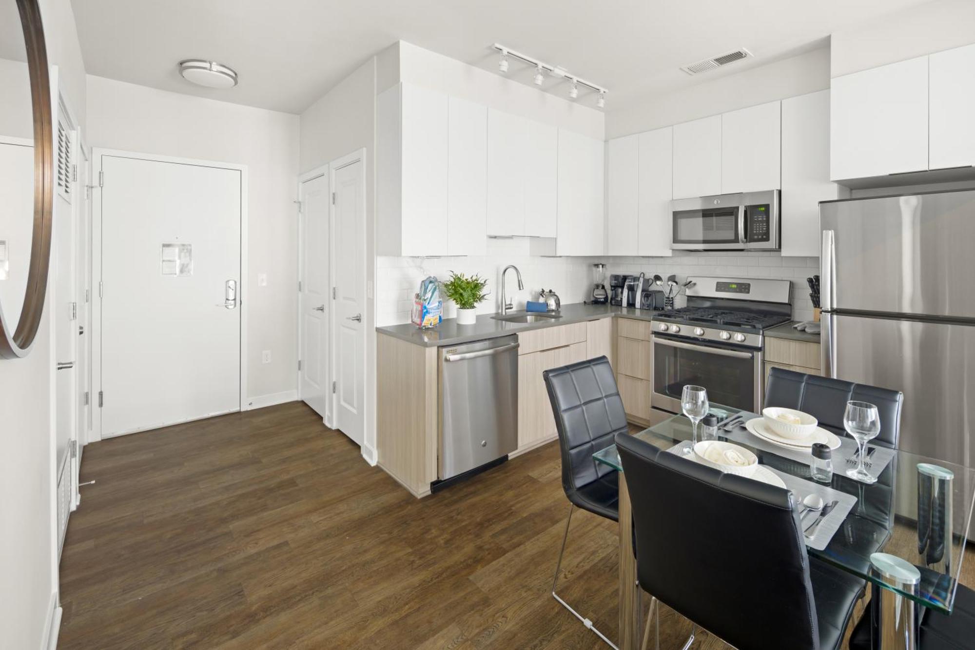Global Luxury At Apartment *