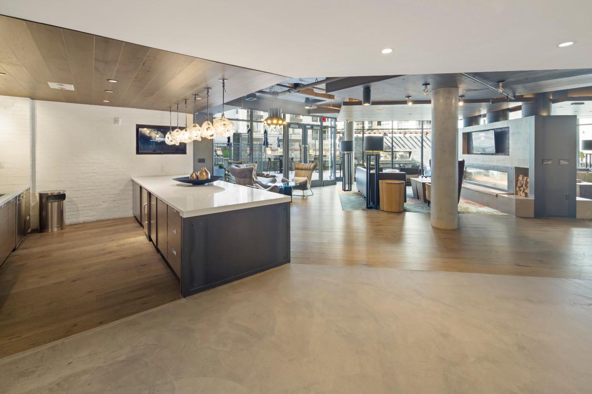 Apartment Global Luxury At Reston