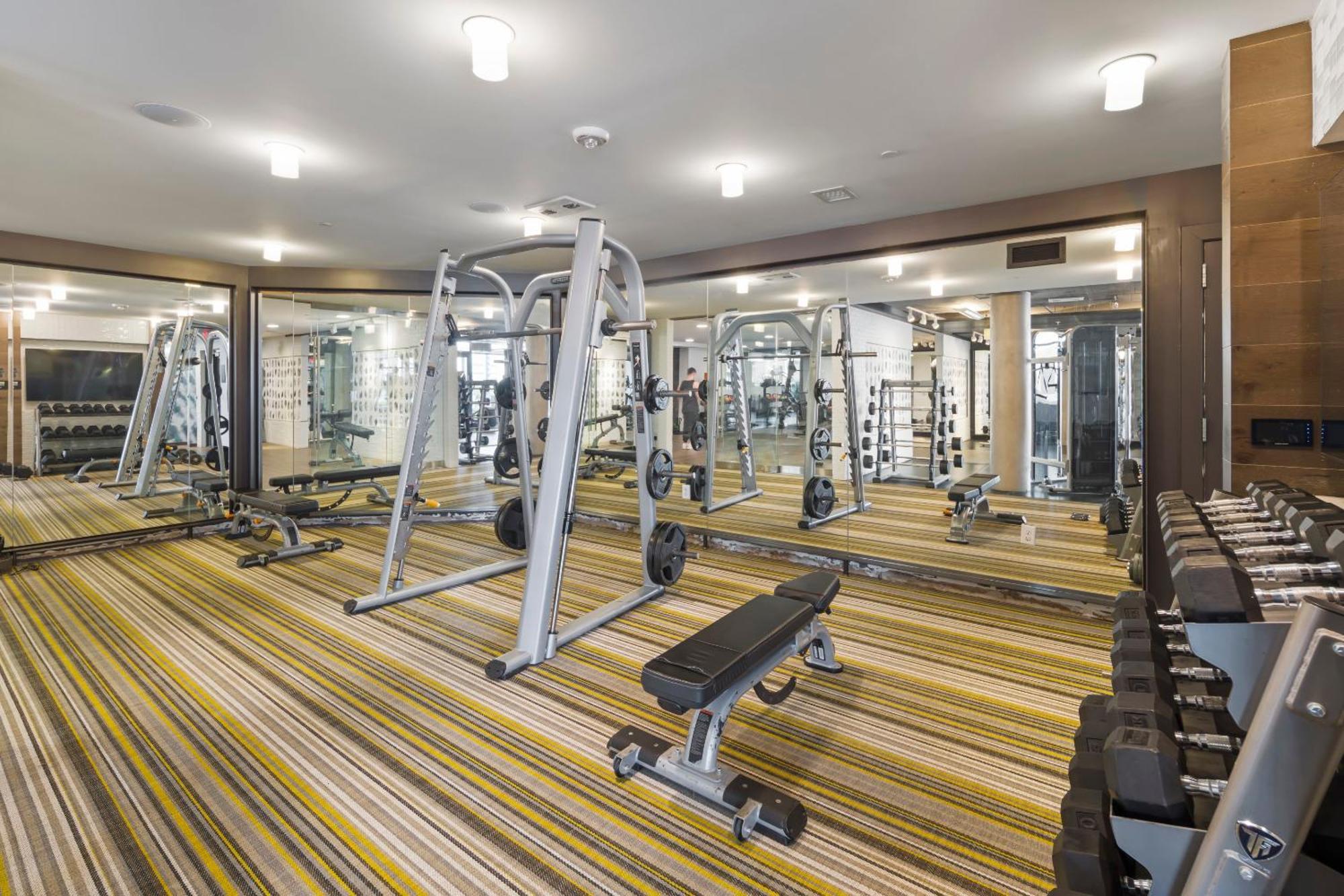 Global Luxury At Reston