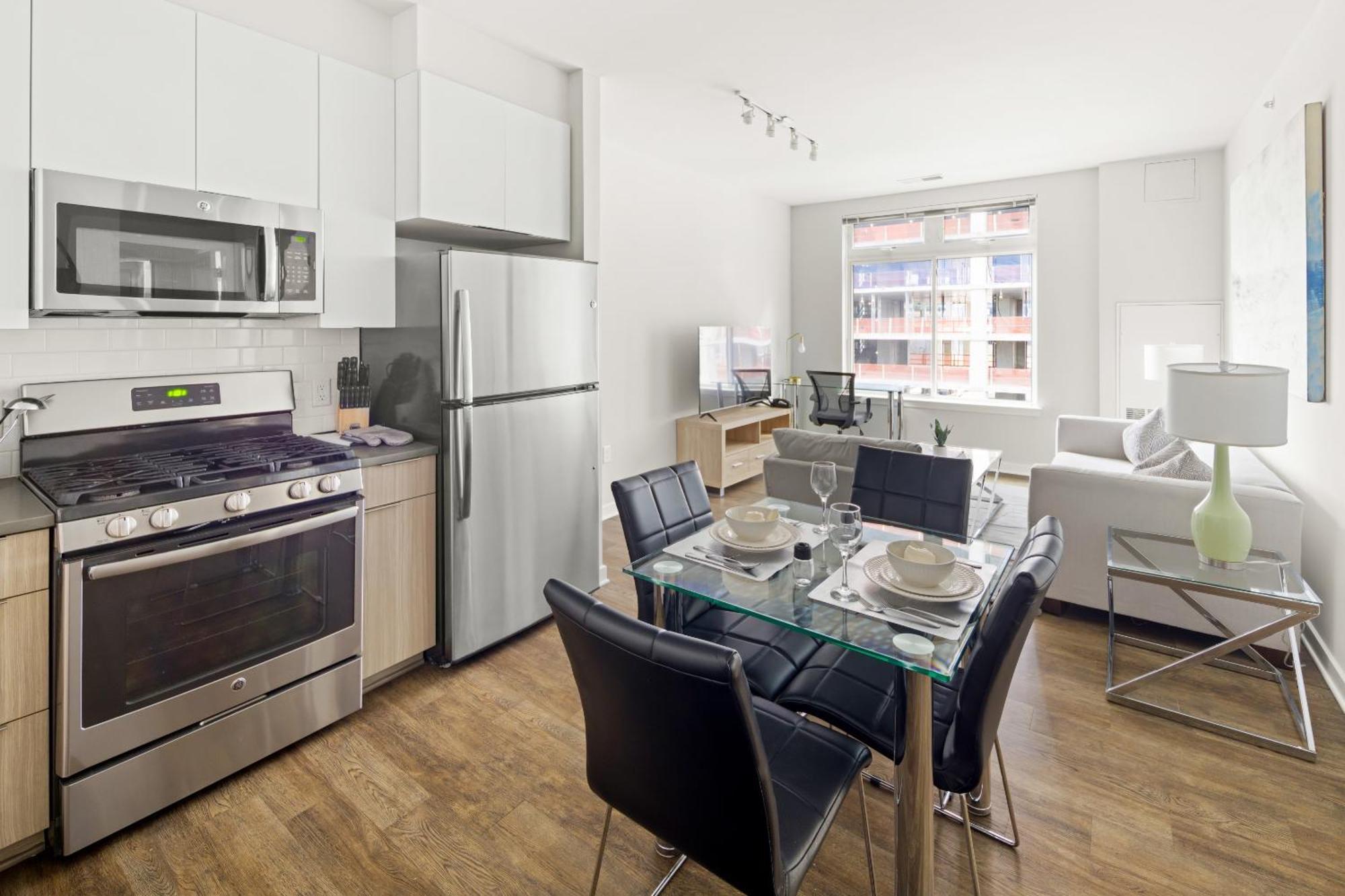 Global Luxury At Apartment *