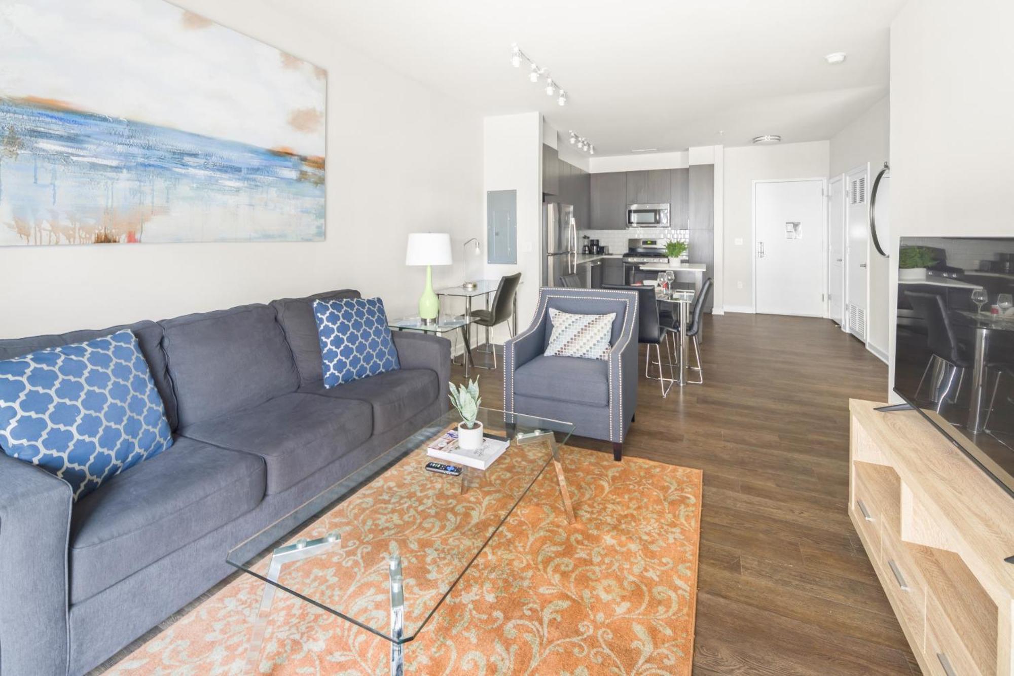 Global Luxury At * Reston